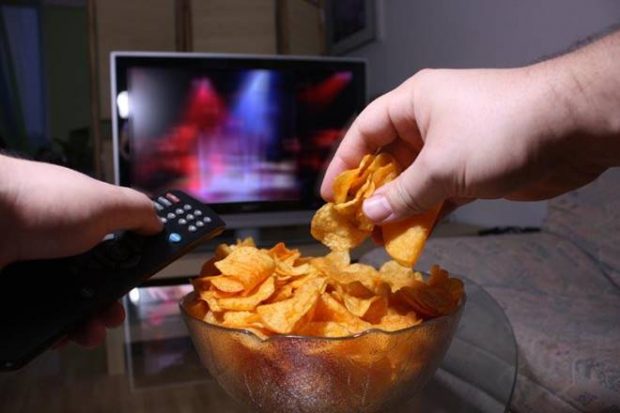 TV Watching, Snacking, fatigue cravings, cholesterol, red meat, cheese, chronic kidney disease, olive oil , sun flower oil