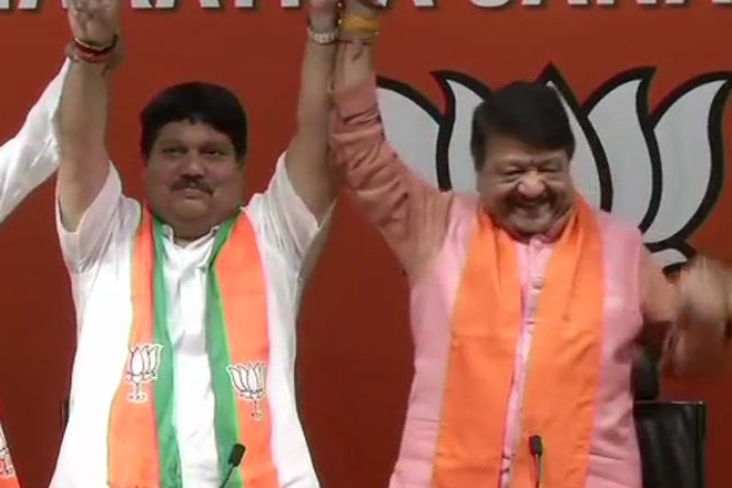 TMC, Arjun Singh, BJP, Lok sabha, Dinesh Trivedi, Bharatiya Janata Party, Mamata Banerjee, MLA, anupam hazra, Barrackpore, BJP, Dinesh Trivedi arjun singh,