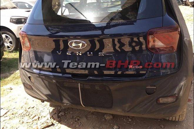 Hyundai Venue rear