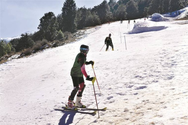 auli-ski660 image