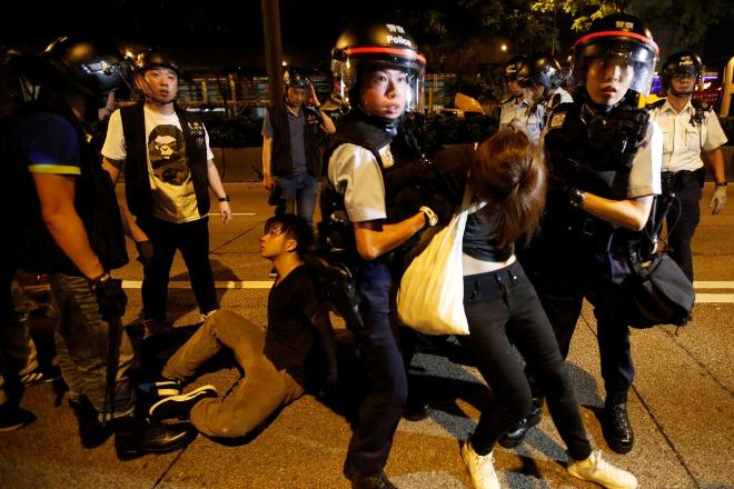Hong Kong protest, Hong Kong crisis, hong kong extradition bill, hong time extradition, hong kong china