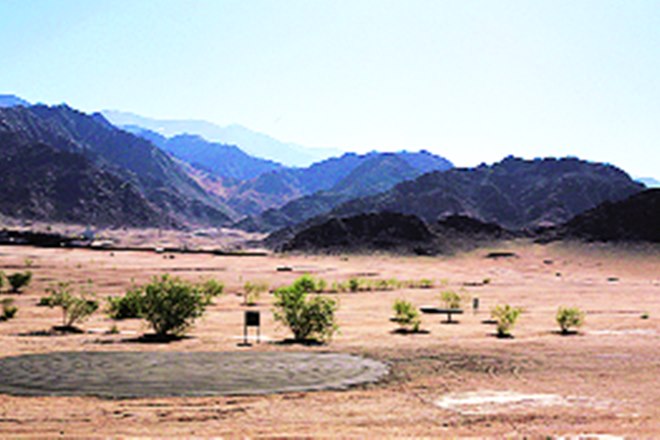 Fire and Fury golf course in Ladakh, gold in ladakh, gold in kashmir, golf courses in remote places
