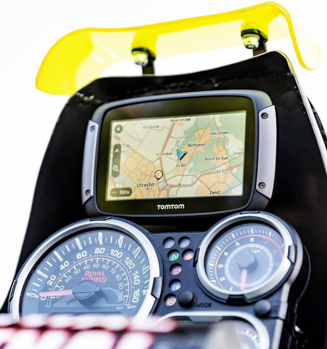 modified royal enfield himalayan wrench kings gps