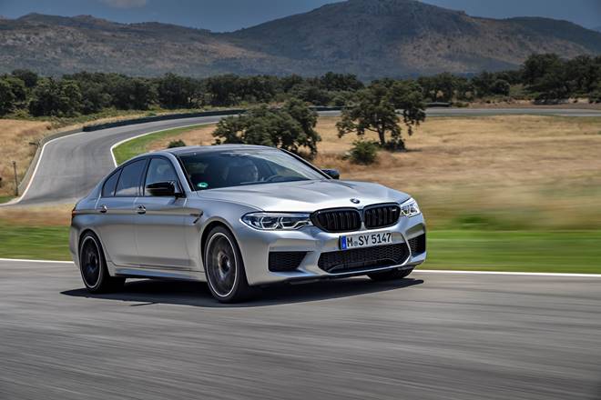 BMW M5 Competition launched: 625hp, all-wheel drive and more in this ...