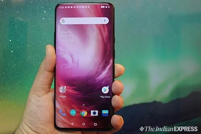 he OnePlus 7 Pro, originally priced at Rs 52,999 for the 8GB/256GB variant, is now available to buy for Rs 48,999. 