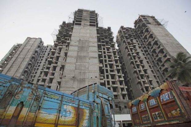 home sales, home sales in mumbai, rel estate, economic slowdown, slowdown, credit crunch, cash crunch