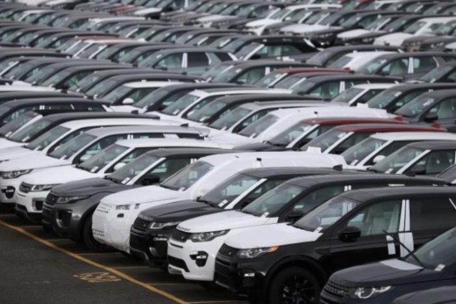 passenger sale decreases 4.61 percent in january two wheeler sale also reduces says FADA