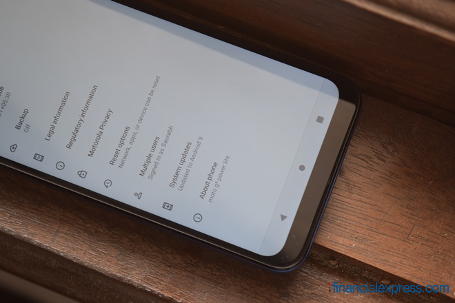 Moto G8 Power Lite
