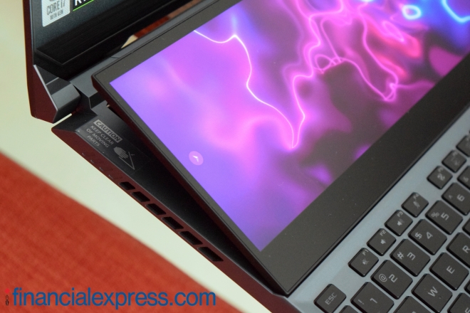 Asus ROG Zephyrus Duo 15