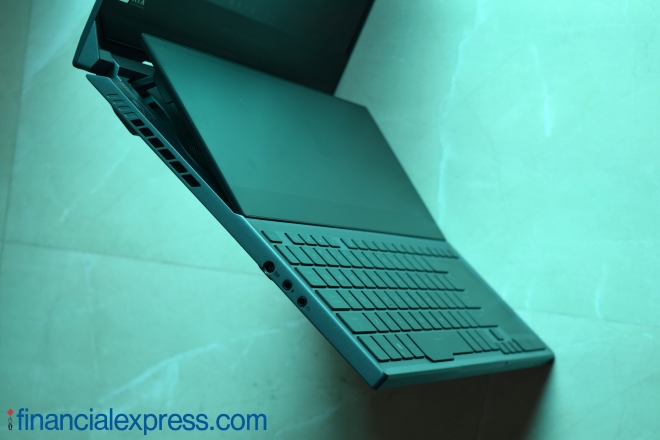 Asus ROG Zephyrus Duo 15