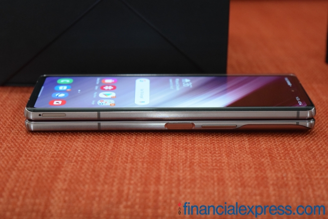Samsung Galaxy Fold 2