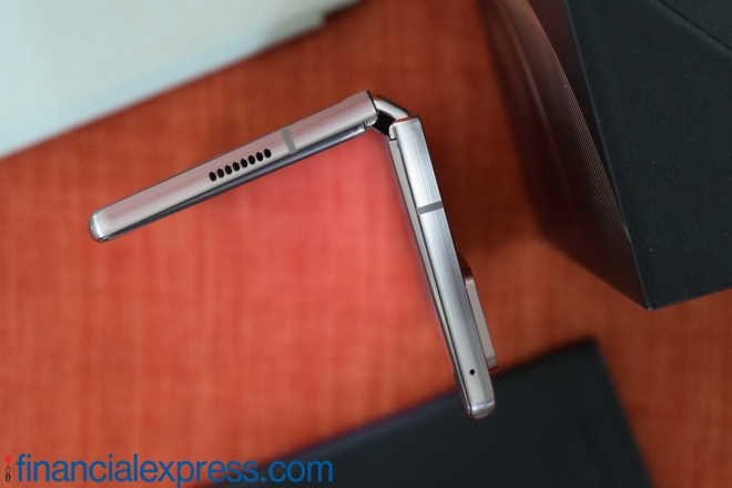 Samsung Galaxy Fold 2