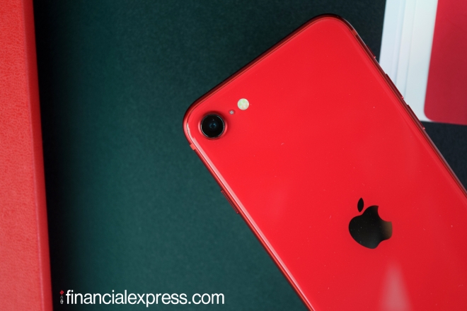 iPhone SE (2020)