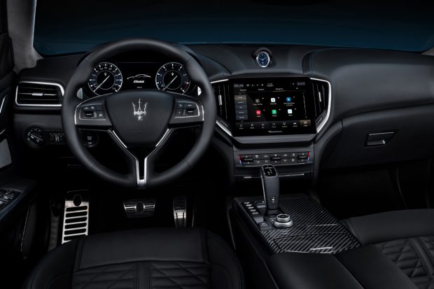 2021 Maserati Ghibli Interior