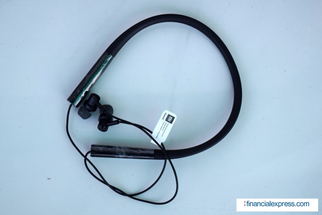 Mi Neckband Bluetooth Earphones Pro