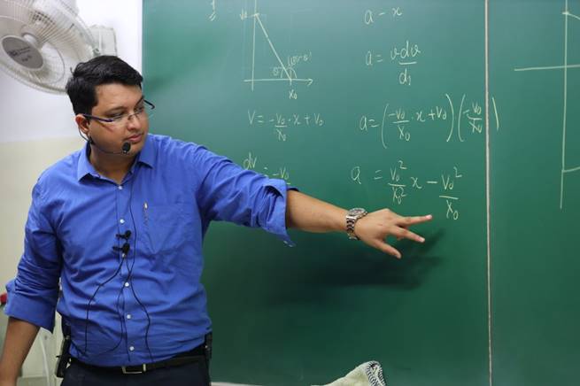 Kota Factory, kota coaching centres, Nitin Vijay, Motion Education, Byju, IIT JEE, NEET, 12 board exams