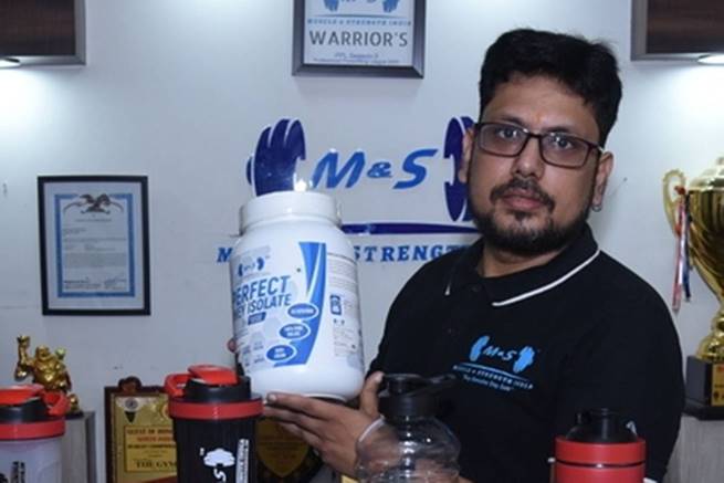 Fitness, muscle strength, fake health supplement, immunity