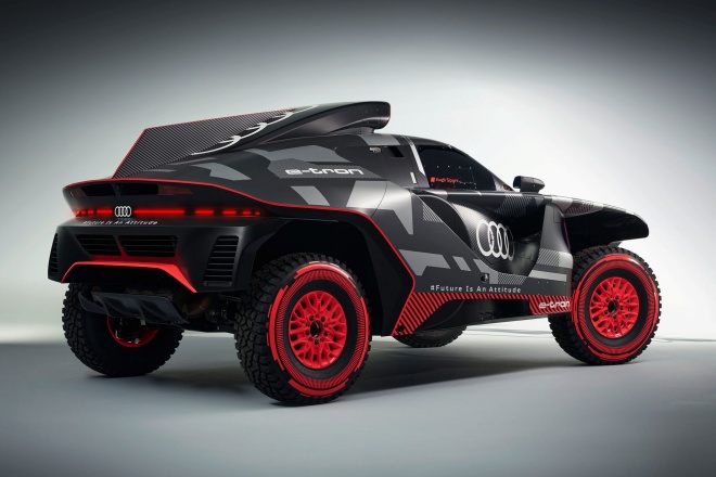 audi rs q e-tron to Make dakar debut