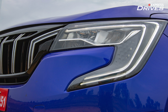 Mahindra XUV700 c-shaped LED headlamp