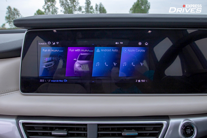 Mahindra XUV700 1025-inch touchscreen infotainment system