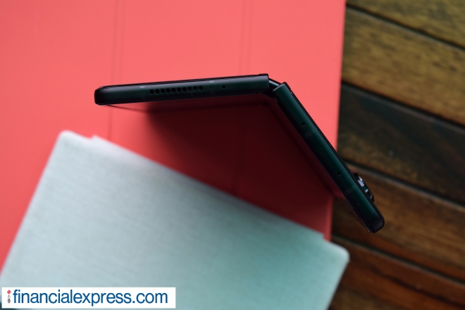 Samsung Galaxy Z Fold 3, Samsung Galaxy Z Fold 3 review, Samsung Galaxy Z Fold 3 India price, Samsung Galaxy Z Fold 3 specs, Samsung, Fold 3
