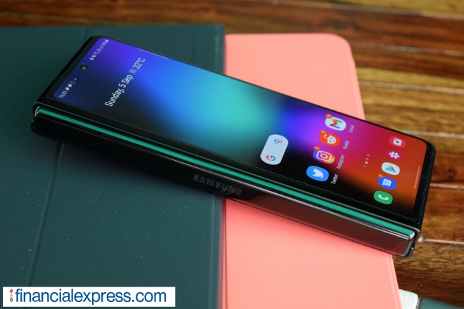Samsung Galaxy Z Fold 3, Samsung Galaxy Z Fold 3 review, Samsung Galaxy Z Fold 3 India price, Samsung Galaxy Z Fold 3 specs, Samsung, Fold 3