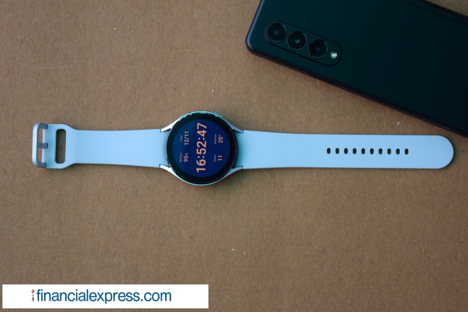 Samsung Galaxy Watch 4, Samsung Galaxy Watch 4 review, Apple Watch Series 7, Samsung, Apple