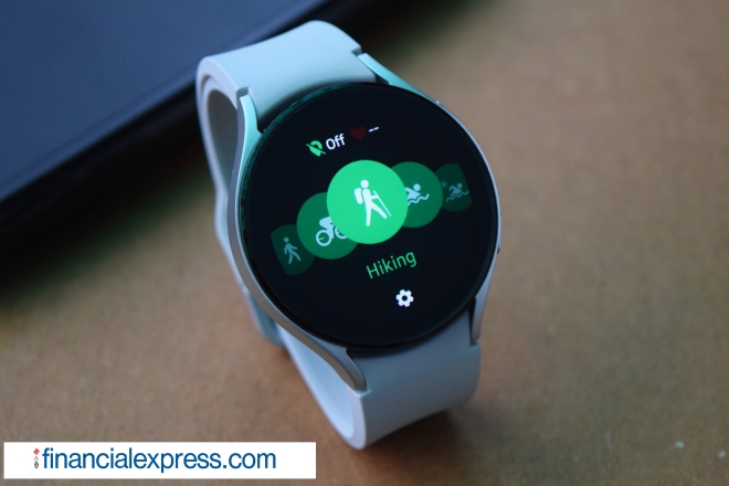 Samsung Galaxy Watch 4, Samsung Galaxy Watch 4 review, Apple Watch Series 7, Samsung, Apple