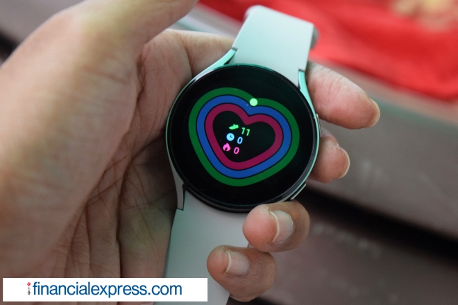 Samsung Galaxy Watch 4, Samsung Galaxy Watch 4 review, Apple Watch Series 7, Samsung, Apple
